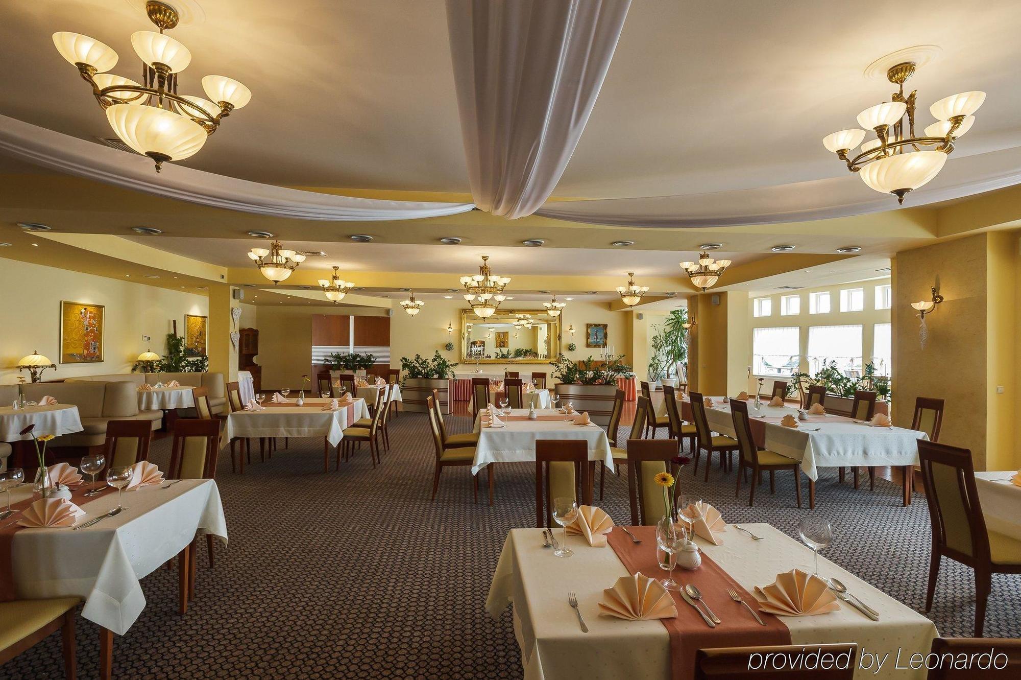 Bialy Dom Henlex Hotel Restauracja Poznan Dış mekan fotoğraf