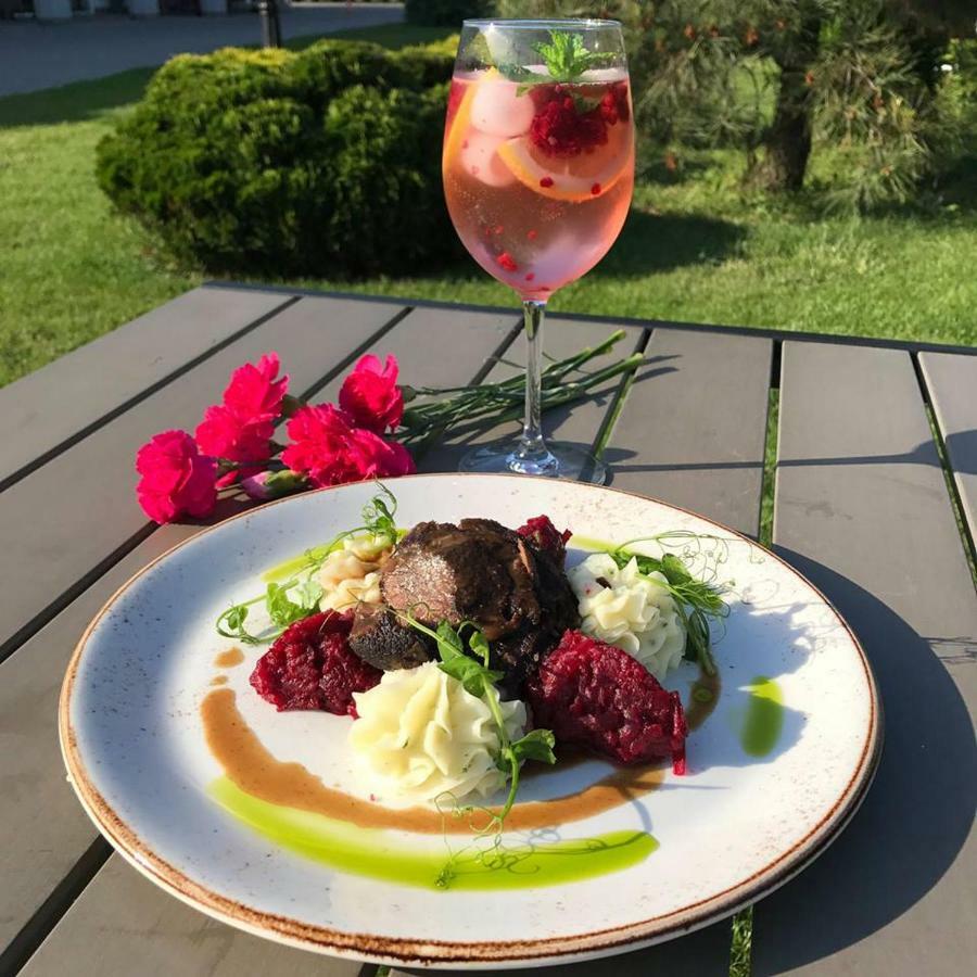 Bialy Dom Henlex Hotel Restauracja Poznan Dış mekan fotoğraf