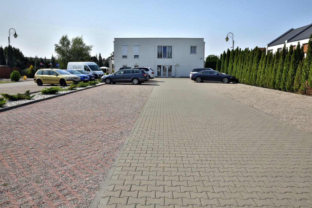 Bialy Dom Henlex Hotel Restauracja Poznan Dış mekan fotoğraf